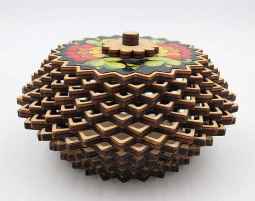 Шкатулка наборная с крышкой